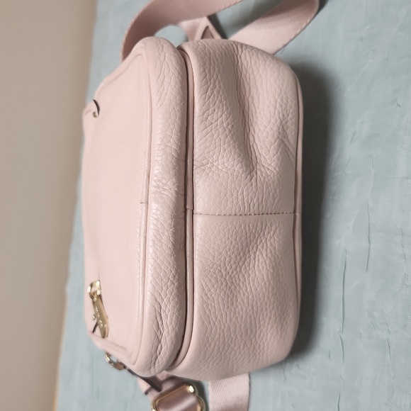 Michael Kors Jet Set Travel Medium Pink Crossbody Bag - Picture 8 of 13